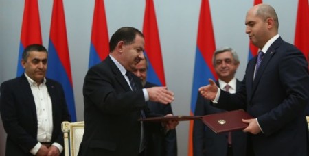 ՀՀԿ-ն և ՀՅԴ-ն կոալիցիոն հուշագիր ստորագրեցին
