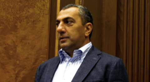 Սամվել Ալեքսանյանը դեմ է տրանսպորտի սակագնի բարձրացմանը. նա կատարեց իր ընտրությունը