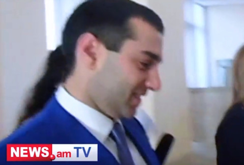Հովիկ Աբրահամյանի որդին առաջին անգամ Ազգային ժողով է եկել