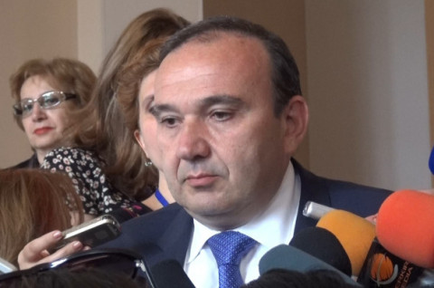 Արդյո՞ք հեռավոր գյուղերում դպրոցների փակումը չի նպաստի արտագաղթին. նախարարի արձագանքը