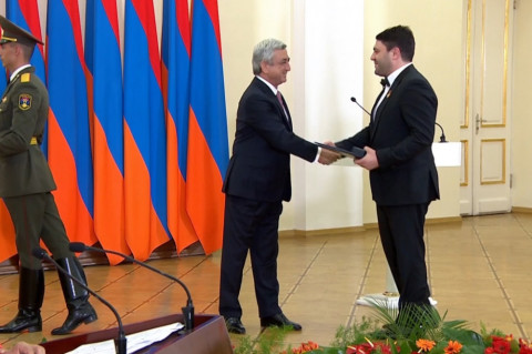 Խորեն Լևոնյանը, Ռազմիկ Ամյանը և Էմմա Պետրոսյանը ՀՀ վաստակավոր արտիստի կոչում ստացան