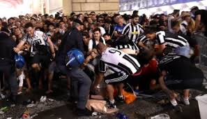 30 injured in Juve fan panic after bomb scare