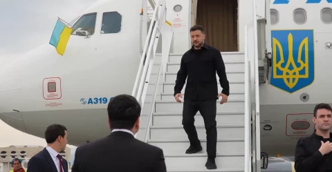 Zelensky publishes video from Yerevan’s Zvartnots Airport