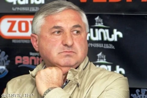 «Իրավունք». Փաշինյանը ջանք չի խնայում «նեղը գցել» երբեմնի ընկերոջը