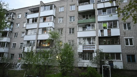 Украинские беспилотники ударили по жилым домам в Брянске и Ржеве: Пострадали 13 человек