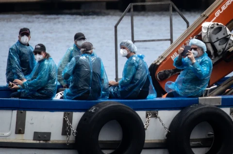 ВОЗ: С поражённого хантавирусом круизного лайнера сошли 46 человек