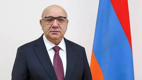Armenia ambassador says he wasn’t handed any note of protest from Russia MFA over Zelenskyy