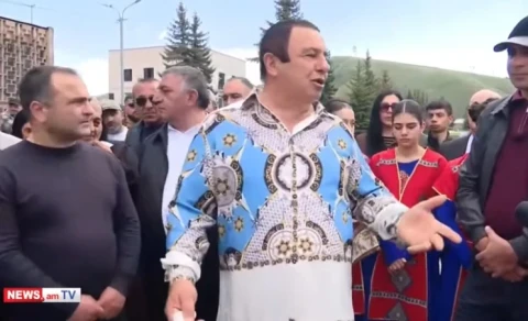 Prosperous Armenia Party leader Gagik Tsarukyan speaks about risk of Azerbaijanis settling in the country, slams tax increase