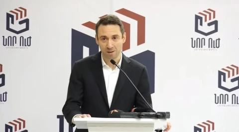 Փաշինյանը պինդ կպել է աթոռին, կարծես մեղր է քսած. Հայկ Մարության
