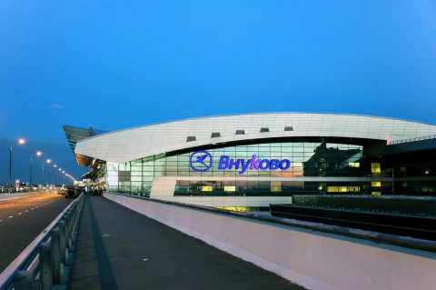 Аэропорт Внуково начал готовиться к посадке пассажиров по биометрии