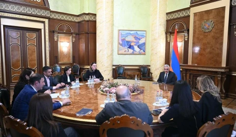 Armenian Deputy Prime Minister and representatives of the American Chamber of Commerce discussed investment reforms