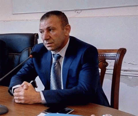 «Իրավունք». Իրականում ում համար է «վիզ դրել» «ստավկաների» սիրահար նախկին համայնքապետը