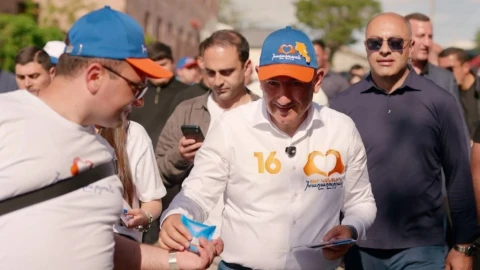 ՔՊ-ի հանրահավաքից առաջ Վանաձորի կենտրոնական փողոցները փակ են. Փաշինյանն էլ գնացել է մարզպետարան