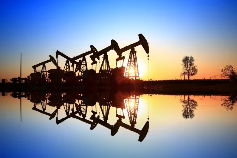 Нефть Brent упала более чем на 7% на торгах ICE