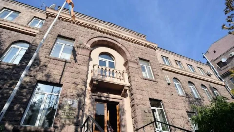 ЦИК Армении признала потерявшей силу регистрацию 7 кандидатов в депутаты