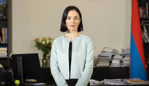 Մի՛ անհանգստացեք, որ կսխալվեք, լսե՛ք քննադատությունը, մի՛ վախեցեք առաջ գնալ. ԿԳՄՍ նախարարի ուղերձը՝ շրջանավարտներին