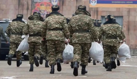 Newspaper: Men from Russia arriving in Armenia for parliamentary election are threatened with being taken to military drills