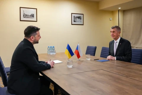 Չեխիայի վարչապետը Երևանում Զելենսկուն պատմել է Ուկրաինայի տարածքով ադրբեջանական գազի տարանցման ծրագրերի մասին