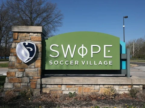 New York Times: 9 injured in shooting near England's World Cup base camp in US