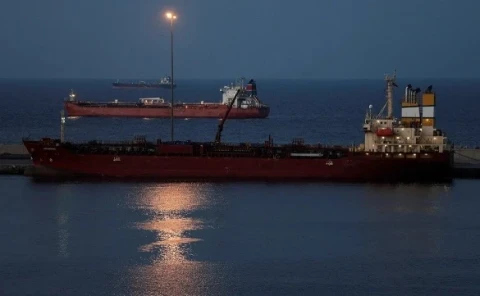 Йеменские хуситы нанесли удары по двум нефтяным танкерам Саудовской Аравии