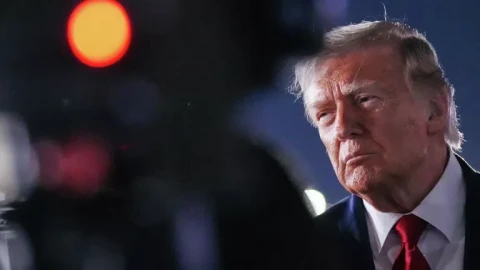 Трамп: Ирану придется заплатить цену за долгие переговоры по сделке
