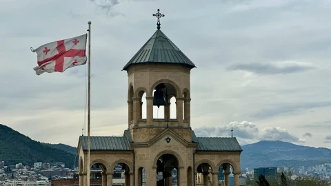 Վրաստանում մտցվում է կացության կարգավիճակի նոր կարգ՝ երկրի քաղաքացիների ամուսինների համար