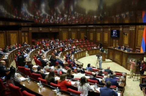«Հրապարակ»․ Նոր դեմքեր խորհրդարանում. ՔՊ-ում վստահ են՝ իրենց ցուցակի մինչեւ 90-րդ համարը կմտնի ԱԺ