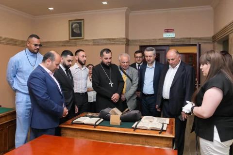 Արքայազն Բադավին Մատենադարանին է ընծայաբերել ք.ա. 1750-1712 թթ. կավե սալիկի վրա գրված աքքադերեն պայմանագիր