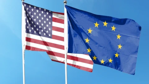 Опрос: Только 11% европейцев считают США надёжным союзником