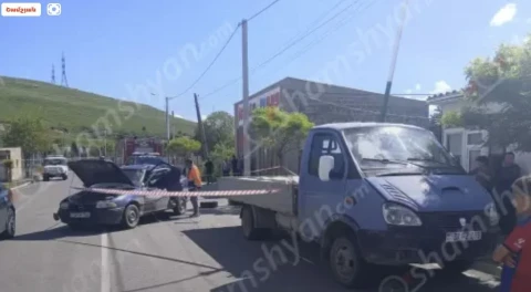 Մարտունիում բախվել են բեռնատար «Գազել»-ն ու «Opel»-ը․ կան վիրավորներ