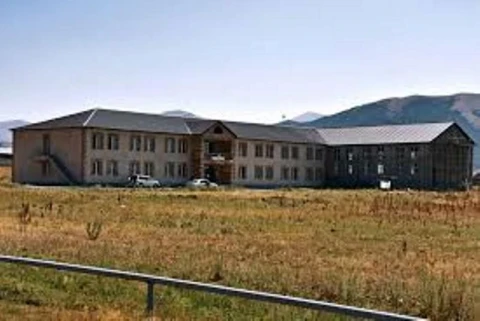 «Ժողովուրդ». «Բողոքական» եկեղեցական կազմակերպությունը հովանավորում է Վարդենիսում դպրոցի կառուցումը