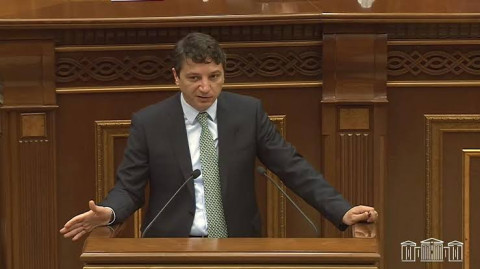 Armenia finance minister: Government goal is to reduce public debt to below 45%