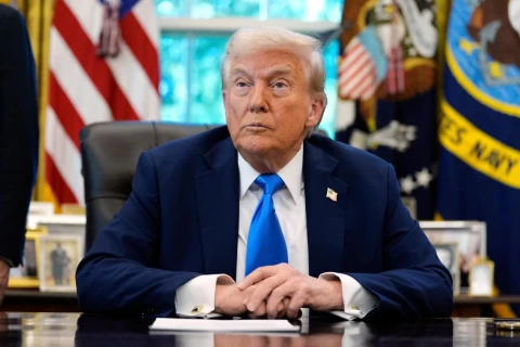 Trump says he will send text of future agreement with Iran to US Congress