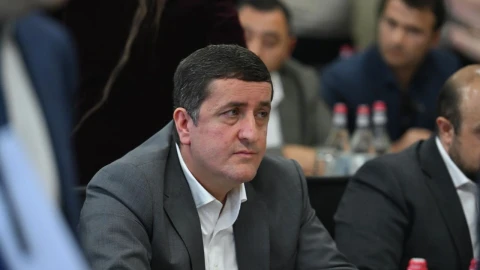 Суд отменил меру пресечения в виде ареста в отношении Давида Казиняна