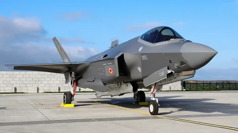 США перебросили на Ближний Восток еще 18 истребителей F-35A