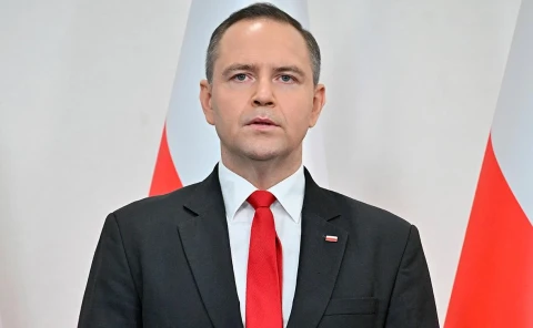 Президент Польши подписал закон о запрете смартфонов в школах и детсадах