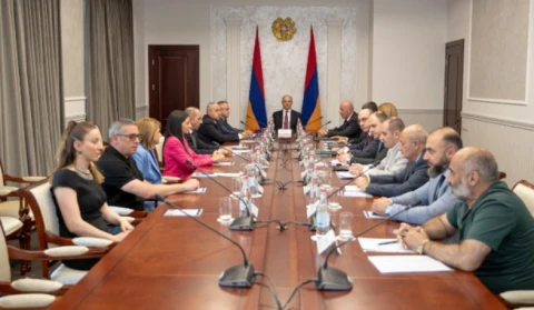 Armenia commission on POWs, hostages, missing persons holds meeting