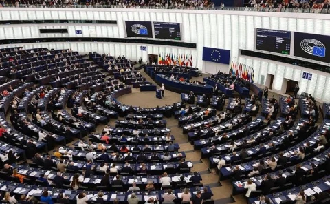 В Европарламенте требуют санкций против двух депутатов из-за расистского скандала