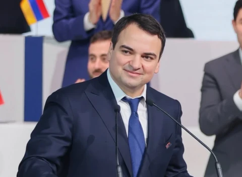 Representatives of the "Strong Armenia" Bloc Arrive at the National Assembly