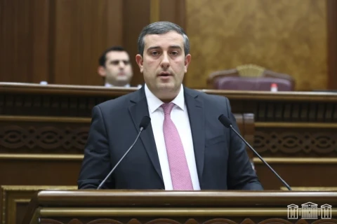«Ժողովուրդ». ԲԴԽ-ում ներքին լարվածությունը խորանում է. գիտնական անդամները՝ ընդդեմ Արթուր Աթաբեկյանի՞