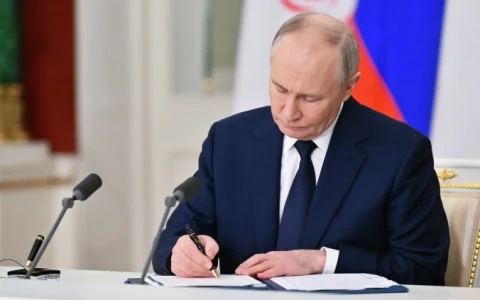 Путин подписал закон о единой базе IMEI-кодов мобильных устройств