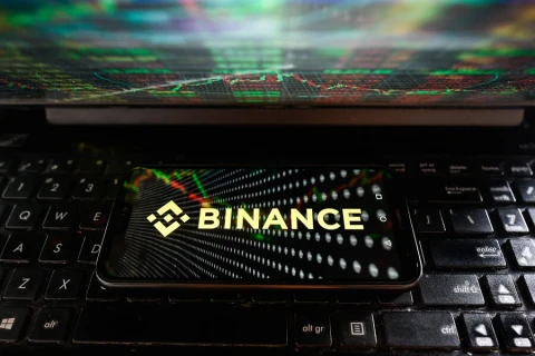 CNBC: криптобиржа Binance прекратит предоставление услуг клиентам в странах ЕС