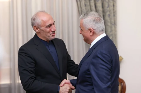 Вице-премьер Армении принял вице-президента Ирана