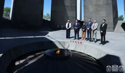 Գերմանիայի Բունդեսթագի անդամ Յոհաննես Ֆոլքմանի գլխավորած պատվիրակությունն այցելել է Ծիծեռնակաբերդի հուշահամալիր
