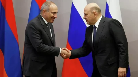 Russia government: PM Mishustin had telephone conversation with Armenia counterpart Pashinyan at Armenian side’s initiative