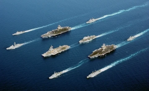 ВМС США перебросили на Ближний Восток еще одну группу кораблей с морпехами