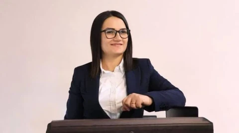 Հեռանում եմ պաշտոնից՝ գլուխս բարձր. Հասմիկ Ավագյան