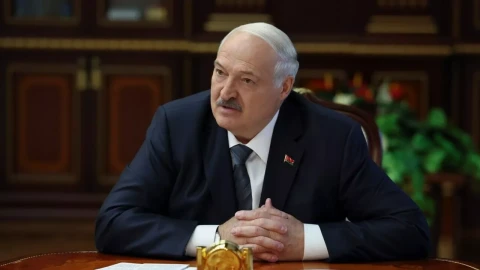 Лукашенко помиловал 32 человека в преддверии Дня независимости Белоруссии