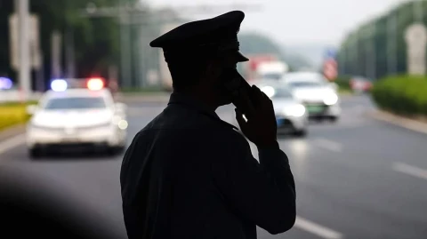 The Guardian: в США арестовали четырех человек, удерживавших 16 детей в плену