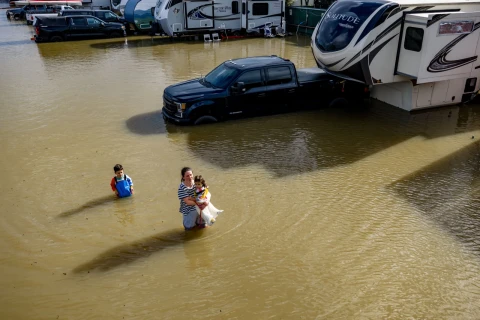 Scientists sound the alarm: Climate change has made extreme coastal flooding 12 times more likely